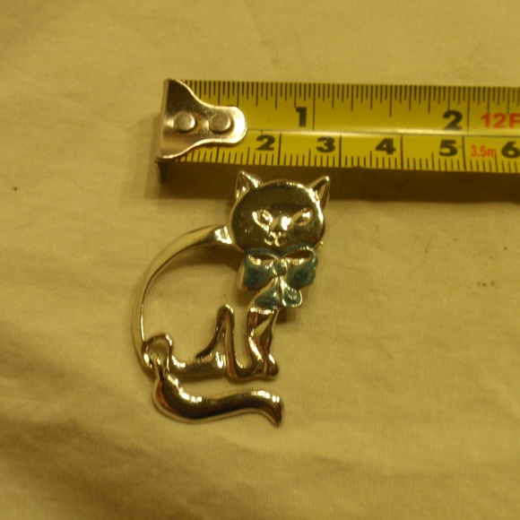 Vintage KK/Ed Oro Metal Cat Kitty Brooche Pin - Picture 7 of 8